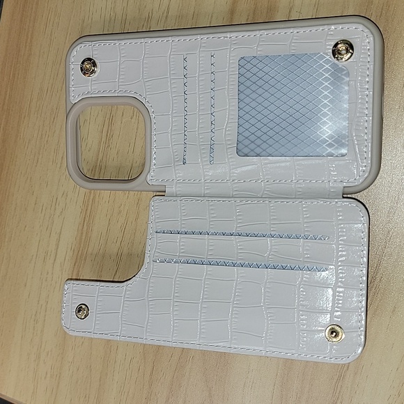 IPhone 14 pro max wallet case - Picture 6 of 8